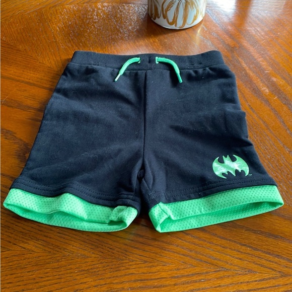 Boys 2T Batman Short Set - Picture 4 of 5
